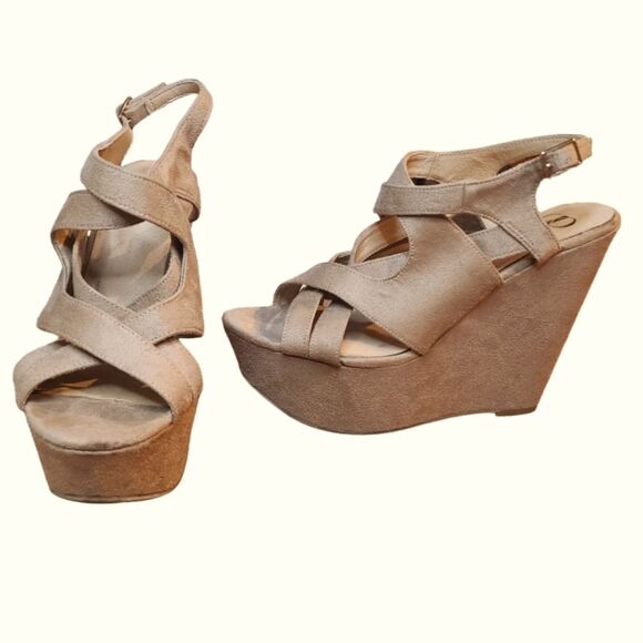 Kelsi Dagger Nadeen Chunky Platform Wedges - Picture 2 of 8